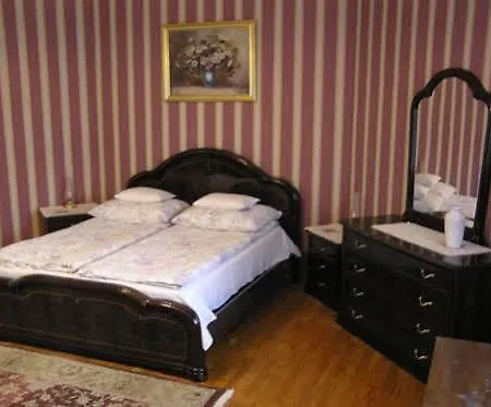 Jakab Haz ヘーヴィーズ